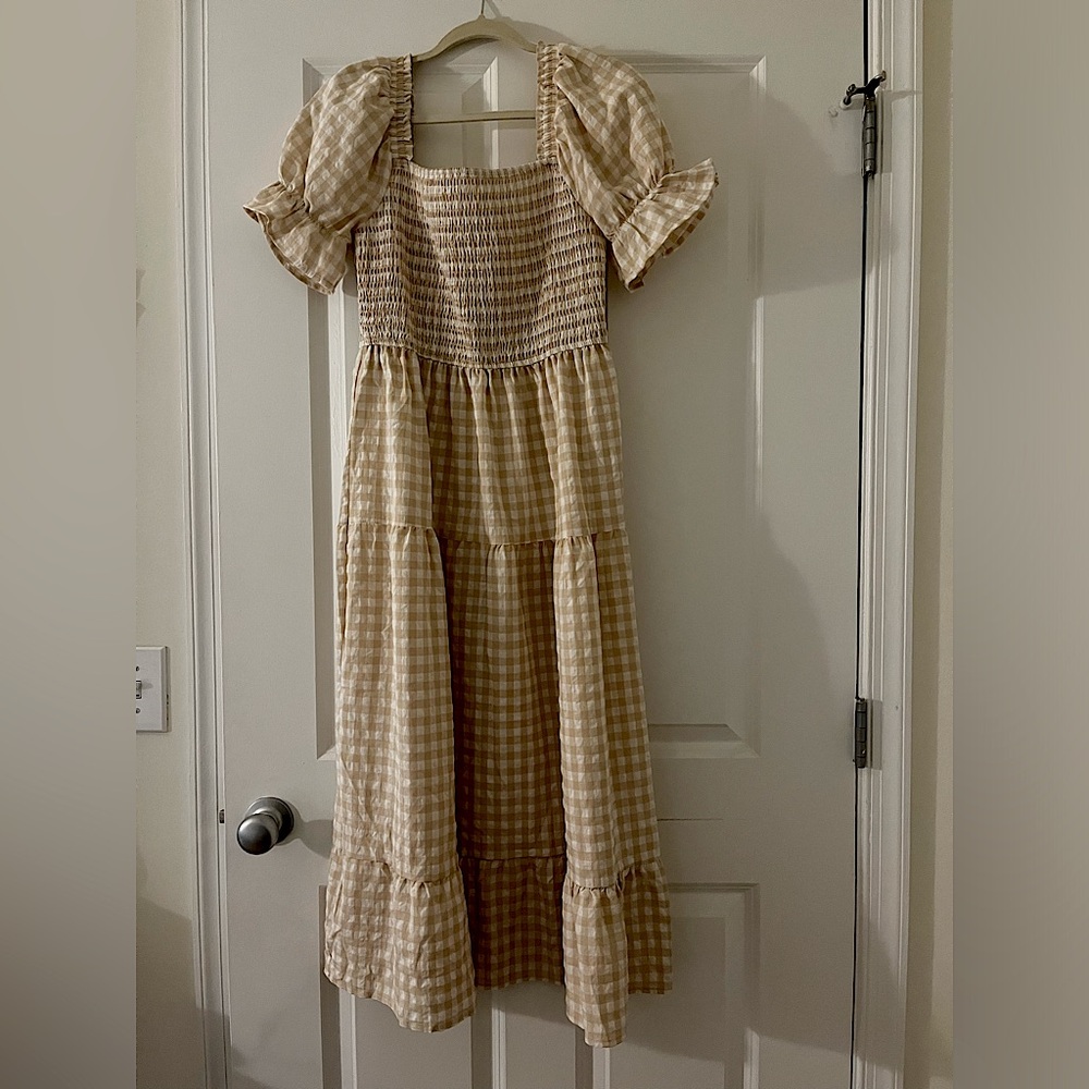 Gingham summer midi-dress! Worn once.
